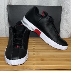 2022 Jordan Team Elite 2 Low 'Bred' sneaker